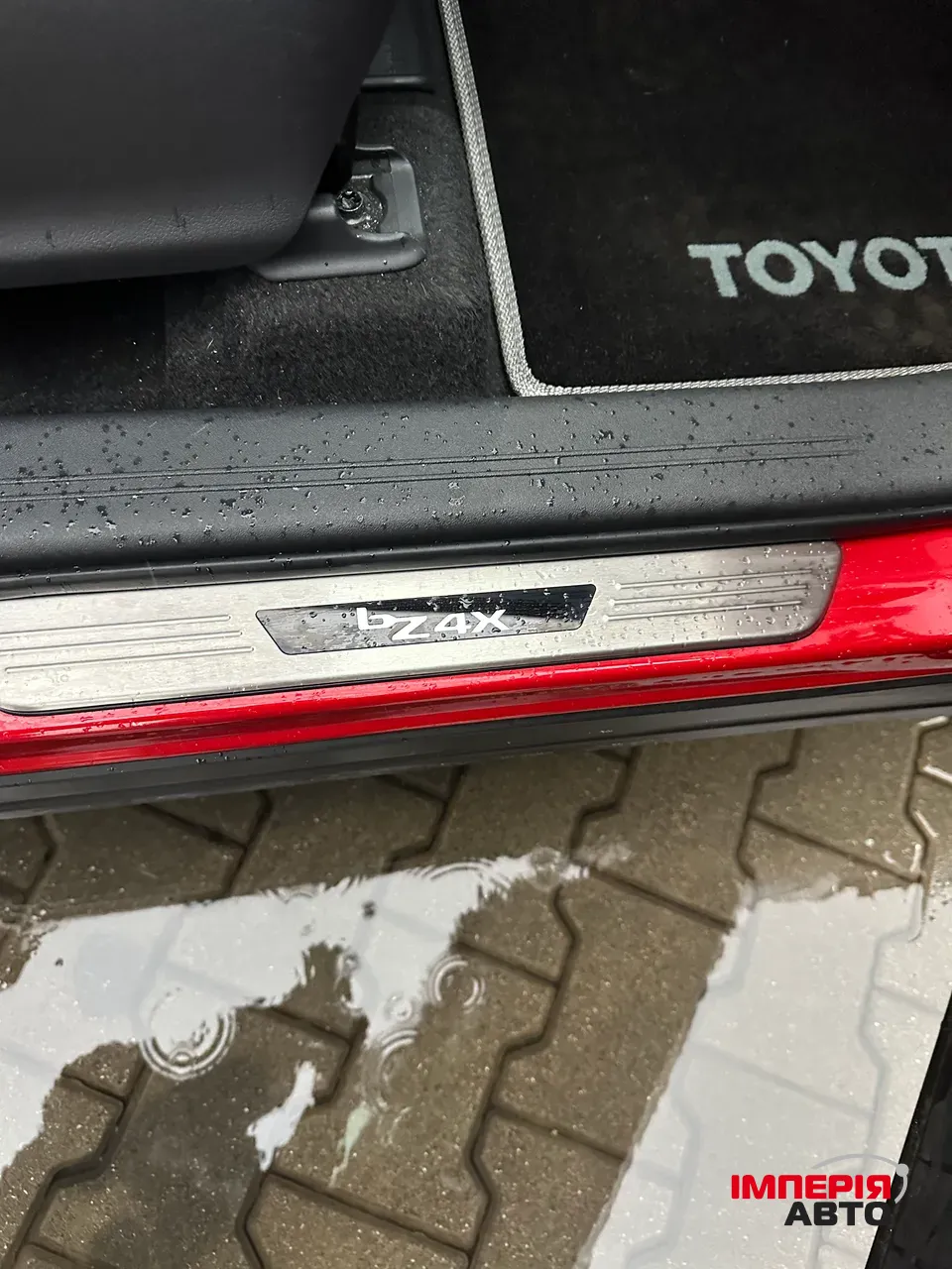 Toyota bZ4X - фото 8