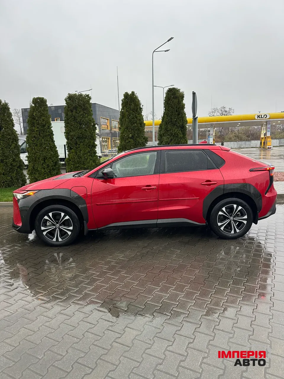 Toyota bZ4X - фото 3