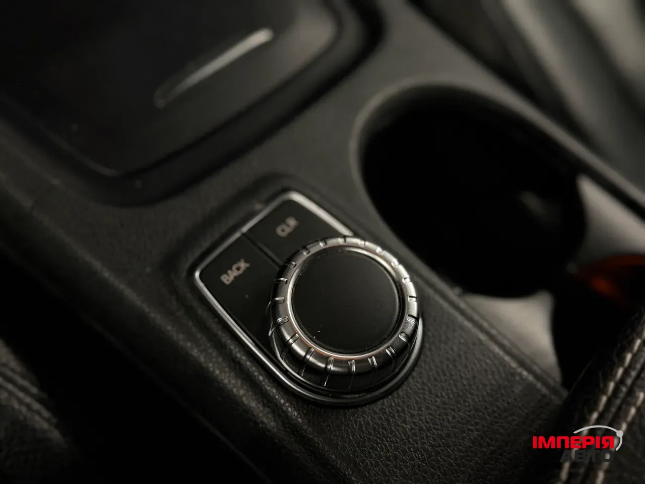 Mercedes-Benz CLA - фото 30