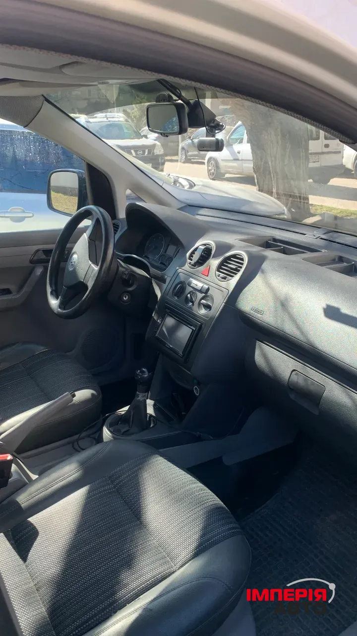 Volkswagen Caddy - фото 5