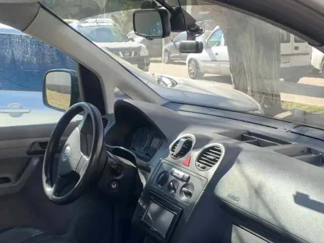 Volkswagen Caddy - фото 5