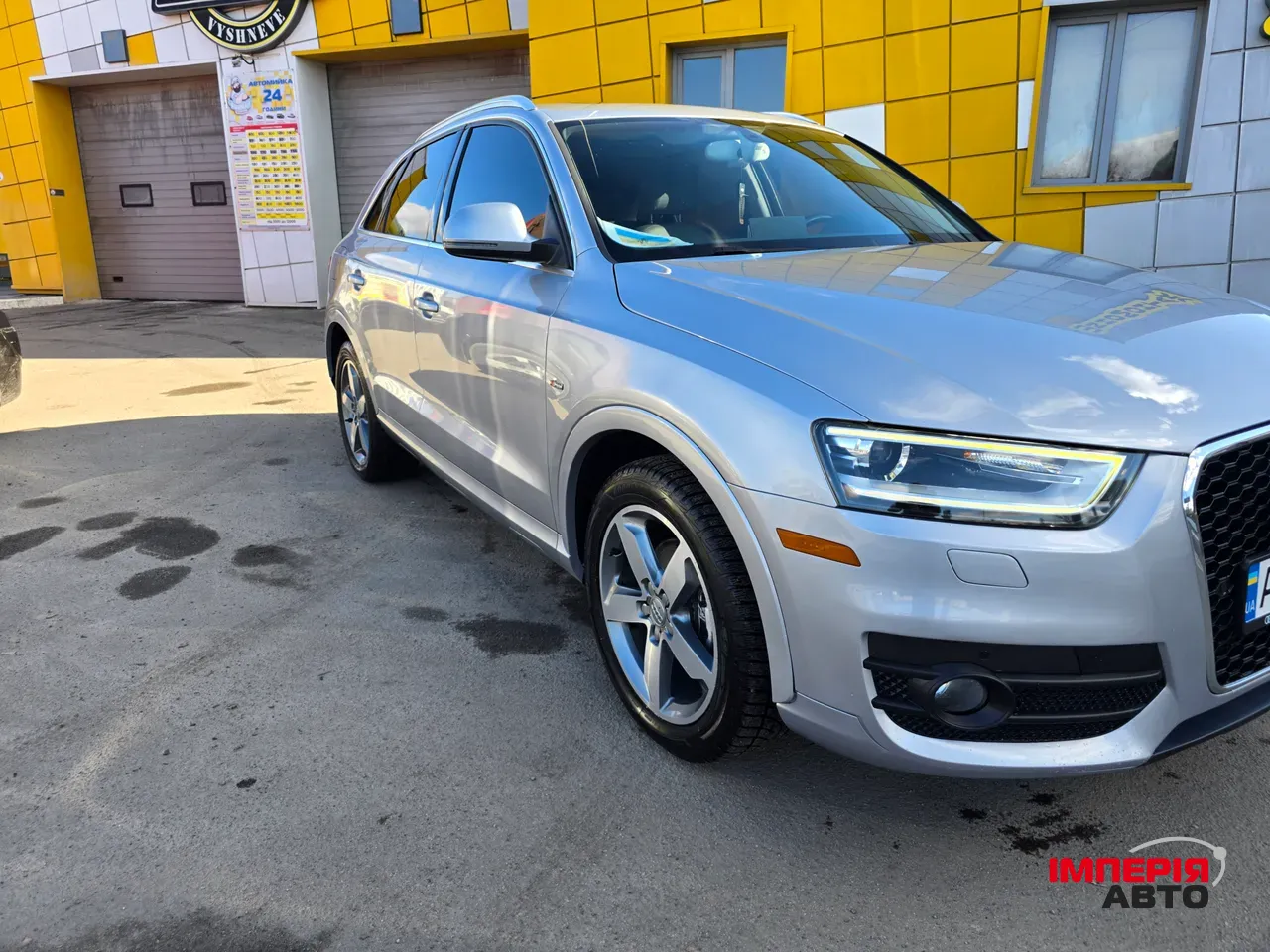 Audi Q3 - фото 1