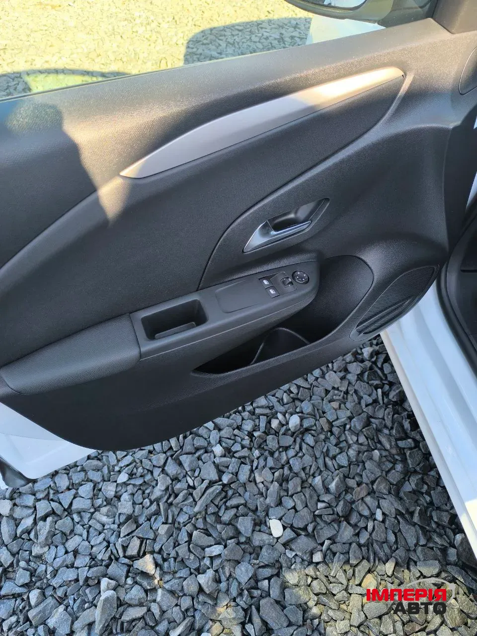 Opel Corsa - фото 10