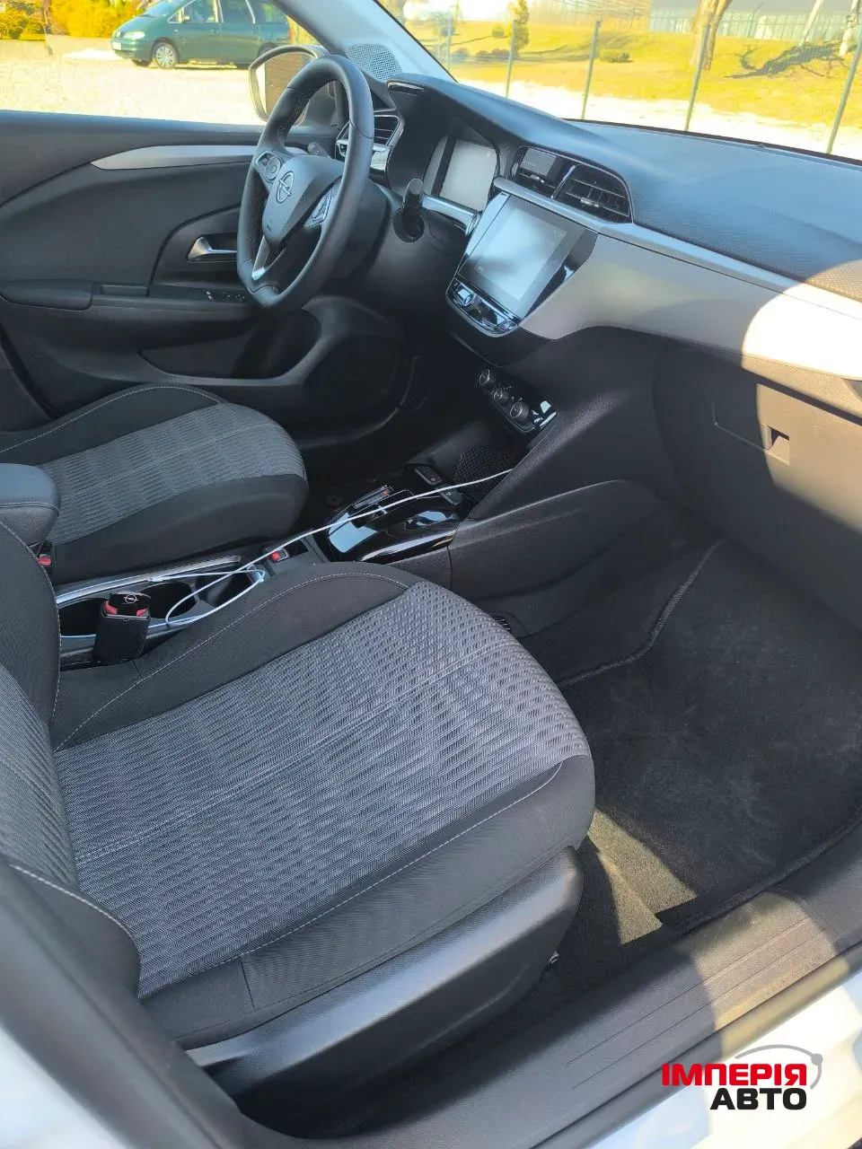 Opel Corsa - фото 4