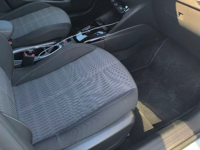 Opel Corsa - фото 4