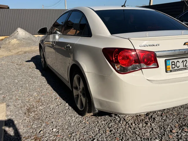 Chevrolet Cruze - фото 5