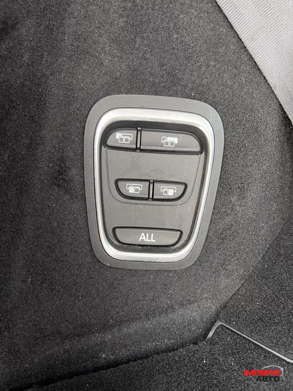 Renault Scenic - фото 28