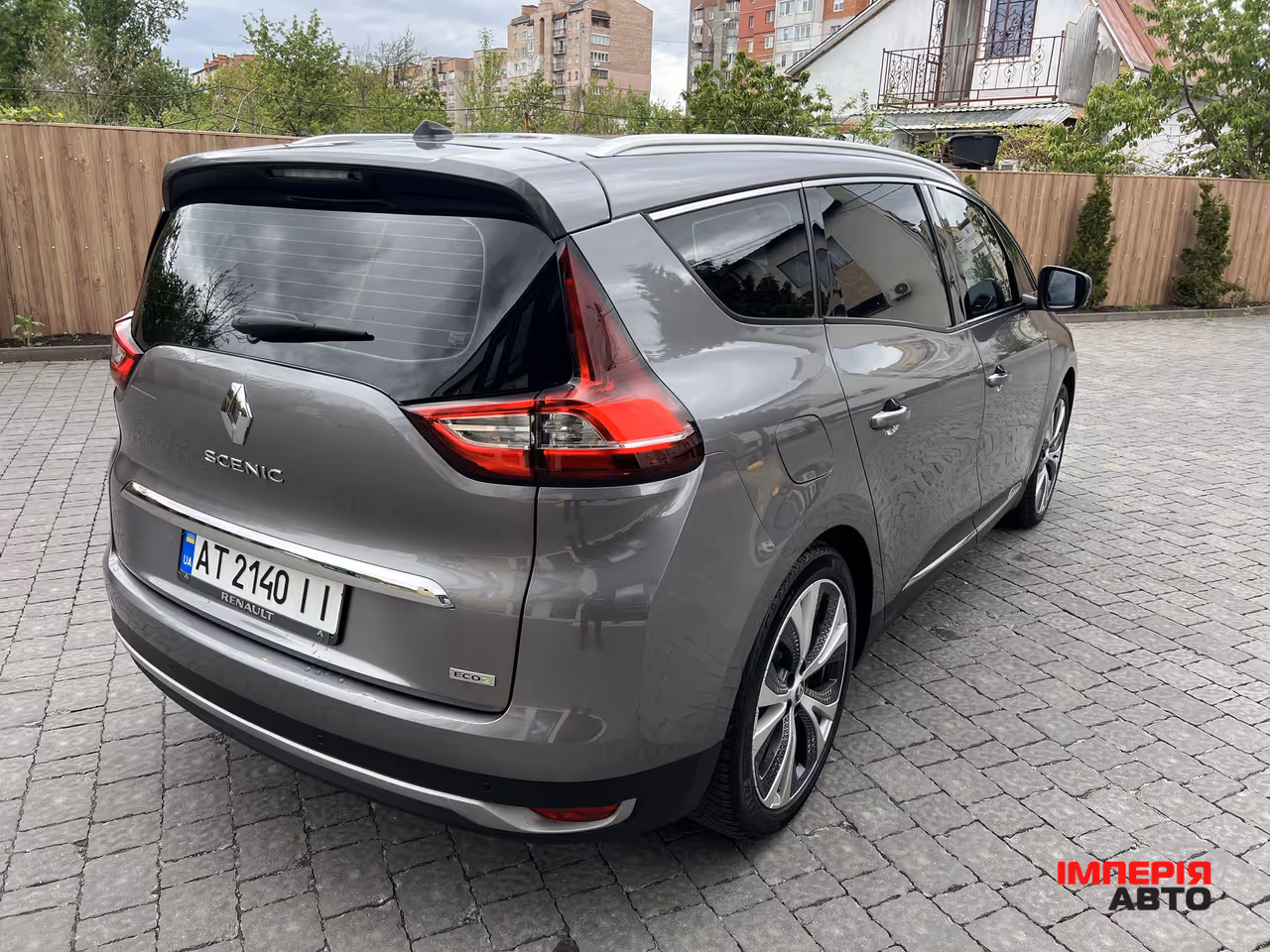 Renault Scenic - фото 4