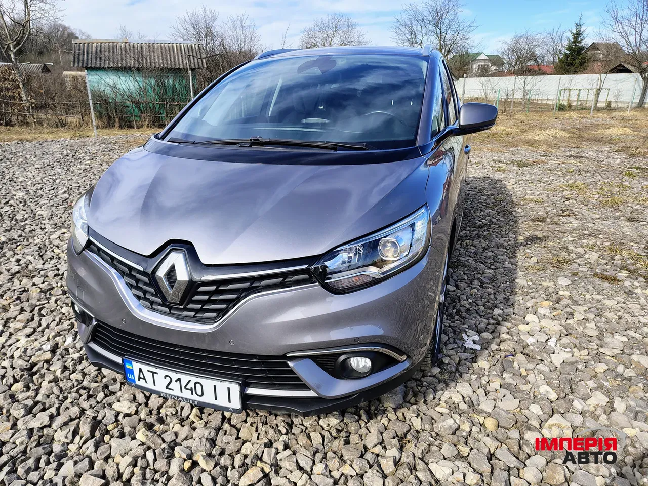 Renault Scenic - фото 13