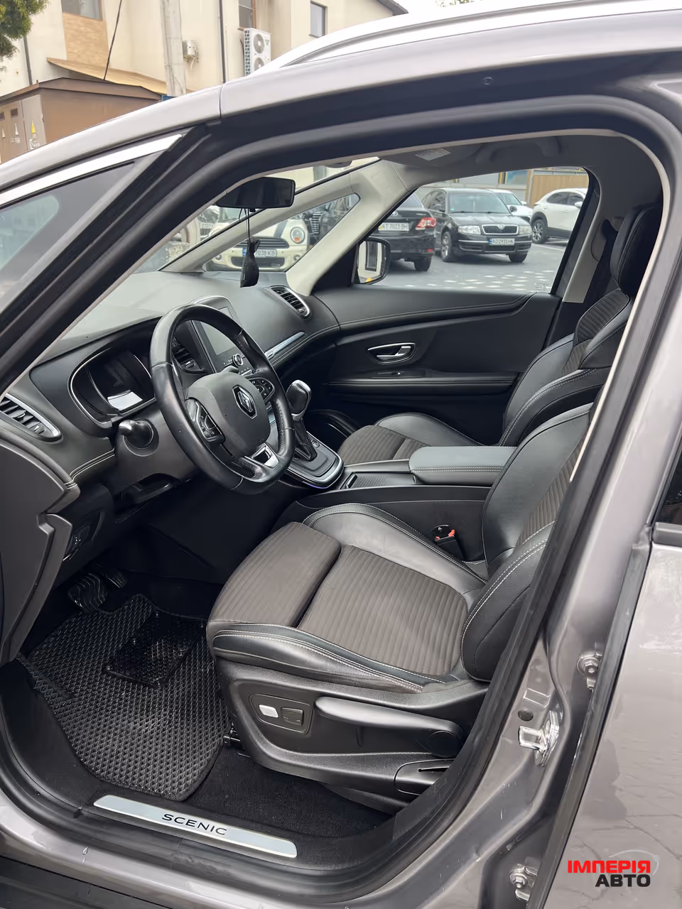 Renault Scenic - фото 20