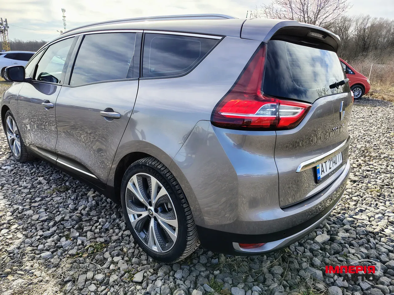 Renault Scenic - фото 7