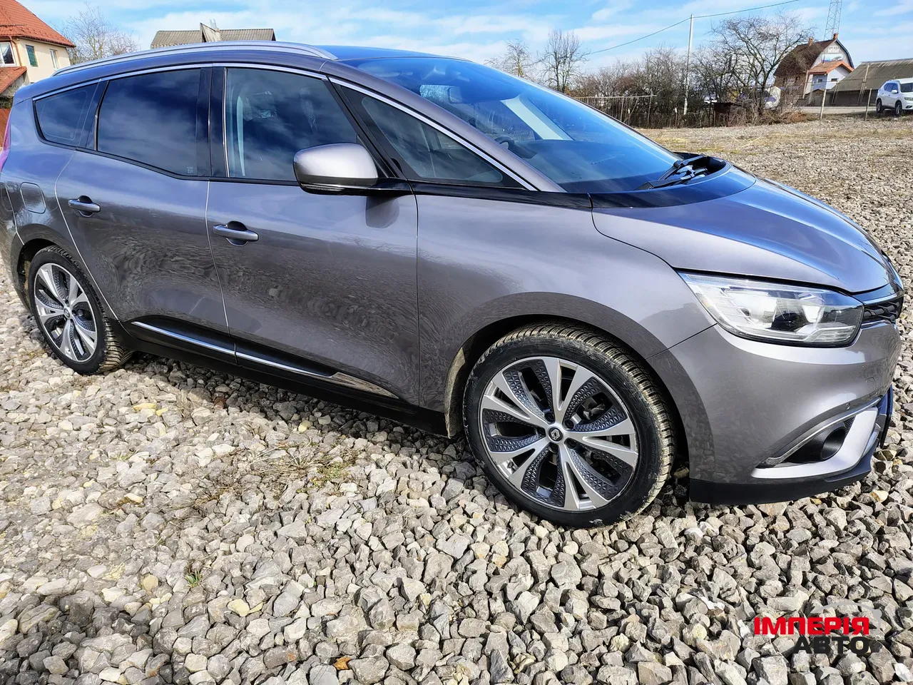 Renault Scenic - фото 5