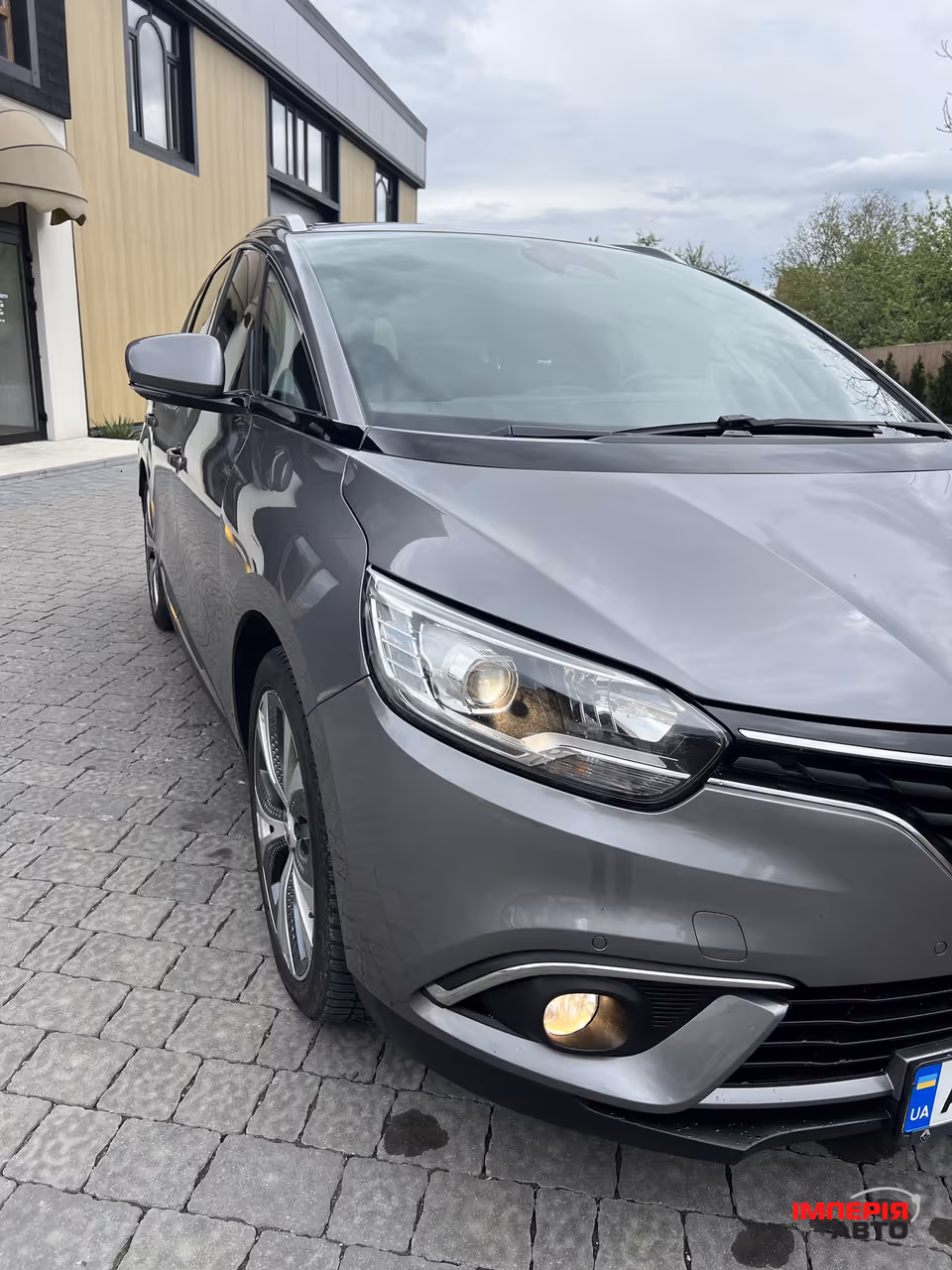 Renault Scenic - фото 10