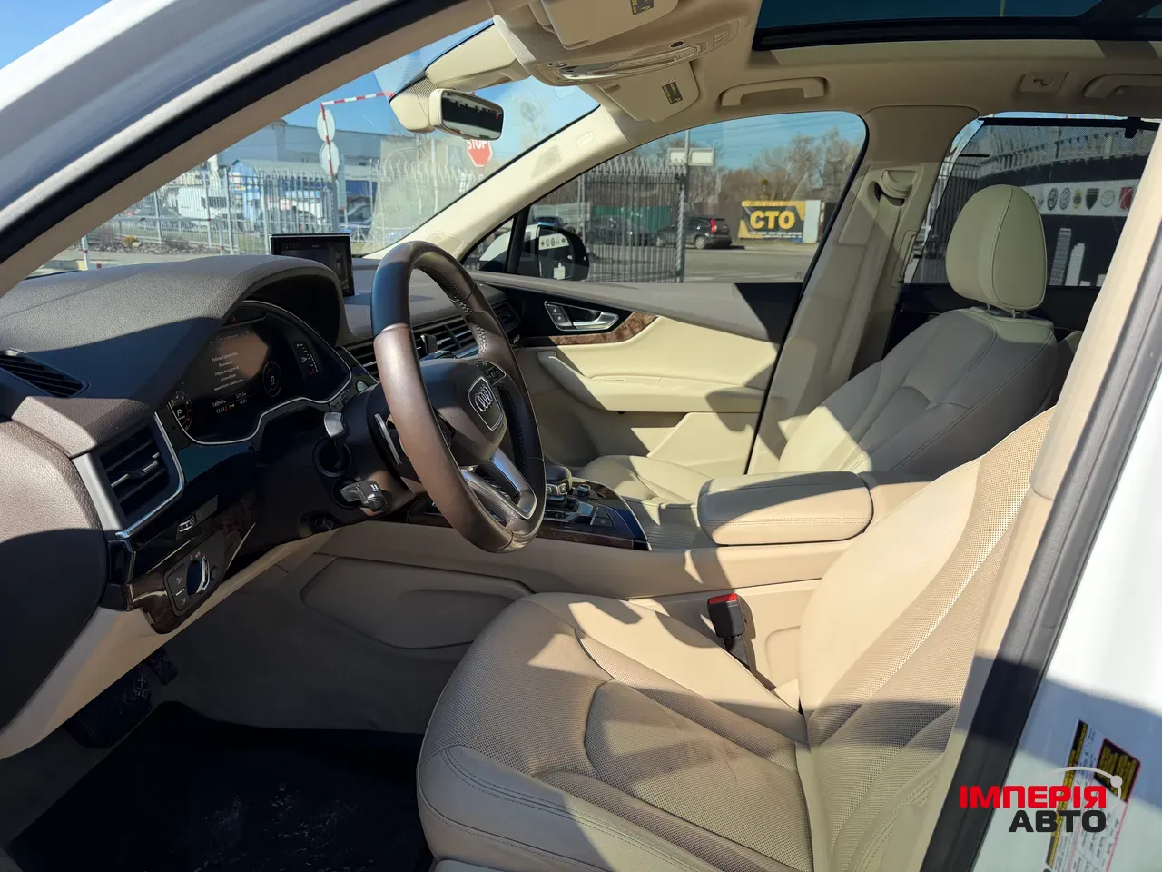 Audi Q7 - фото 5