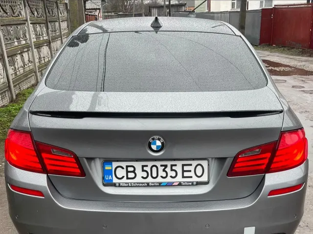 BMW 5 серії - фото 3