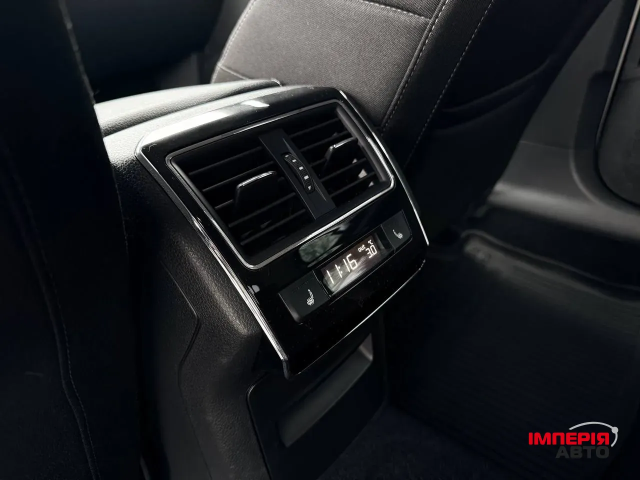 Skoda Superb - фото 23