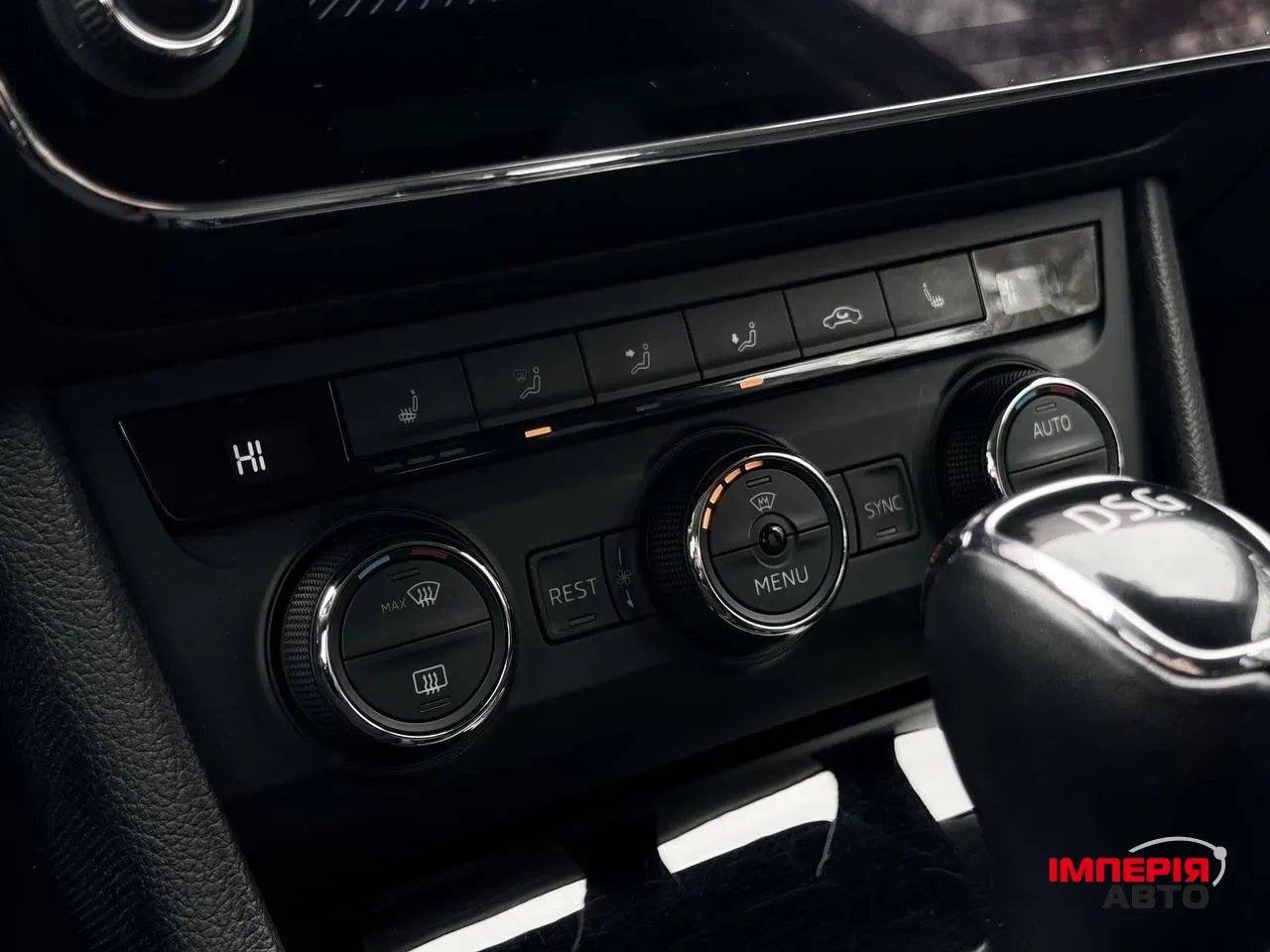 Skoda Superb - фото 18