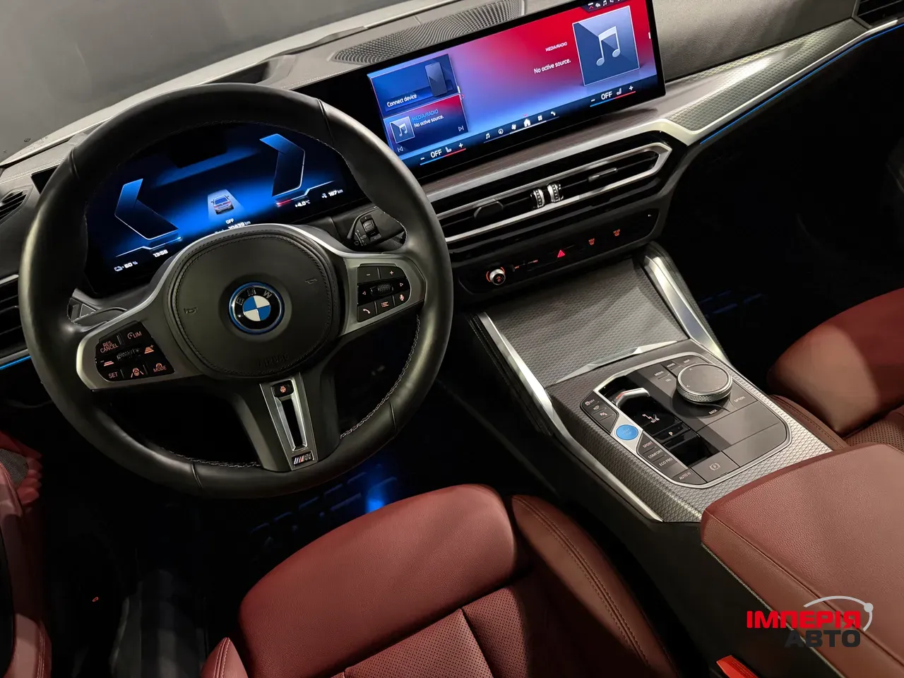 BMW i4 - фото 32