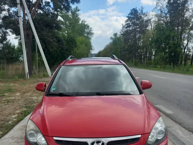 Hyundai i30 - фото 1
