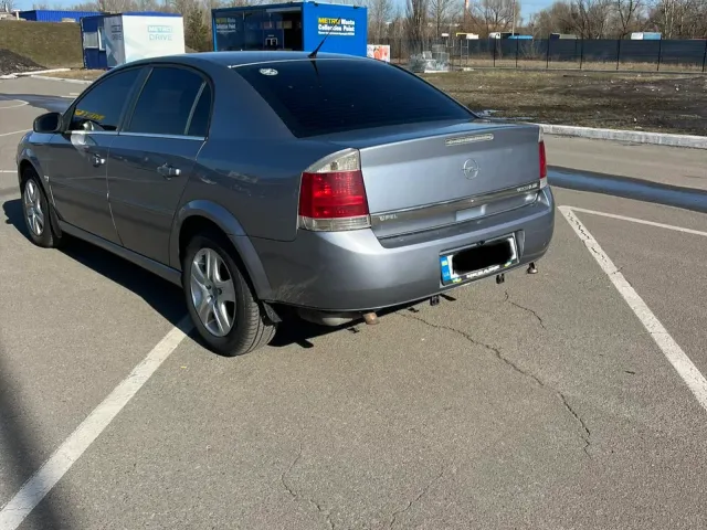 Opel Vectra - фото 5