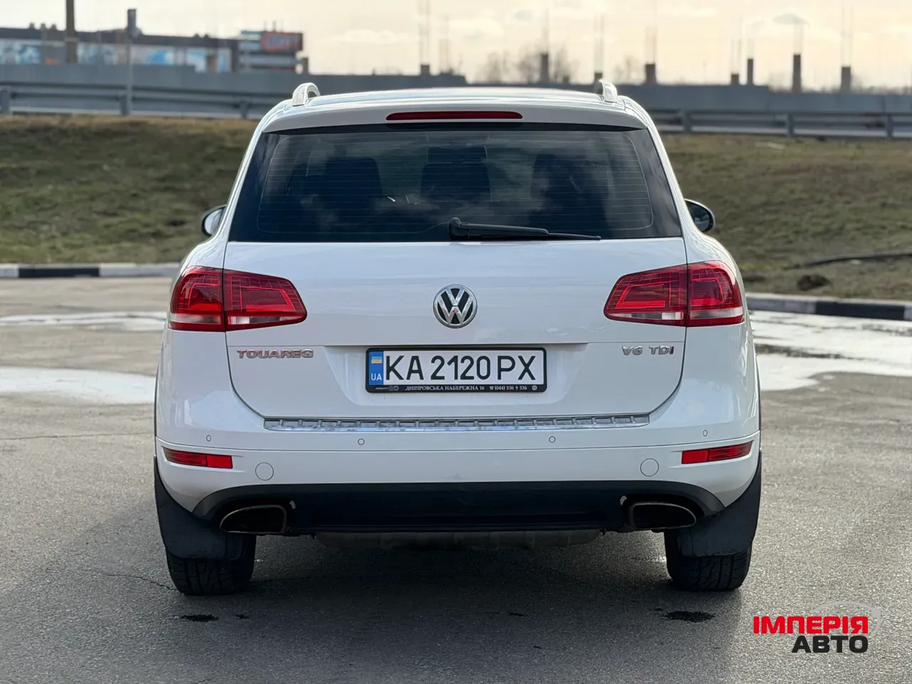 Volkswagen Touareg - фото 5