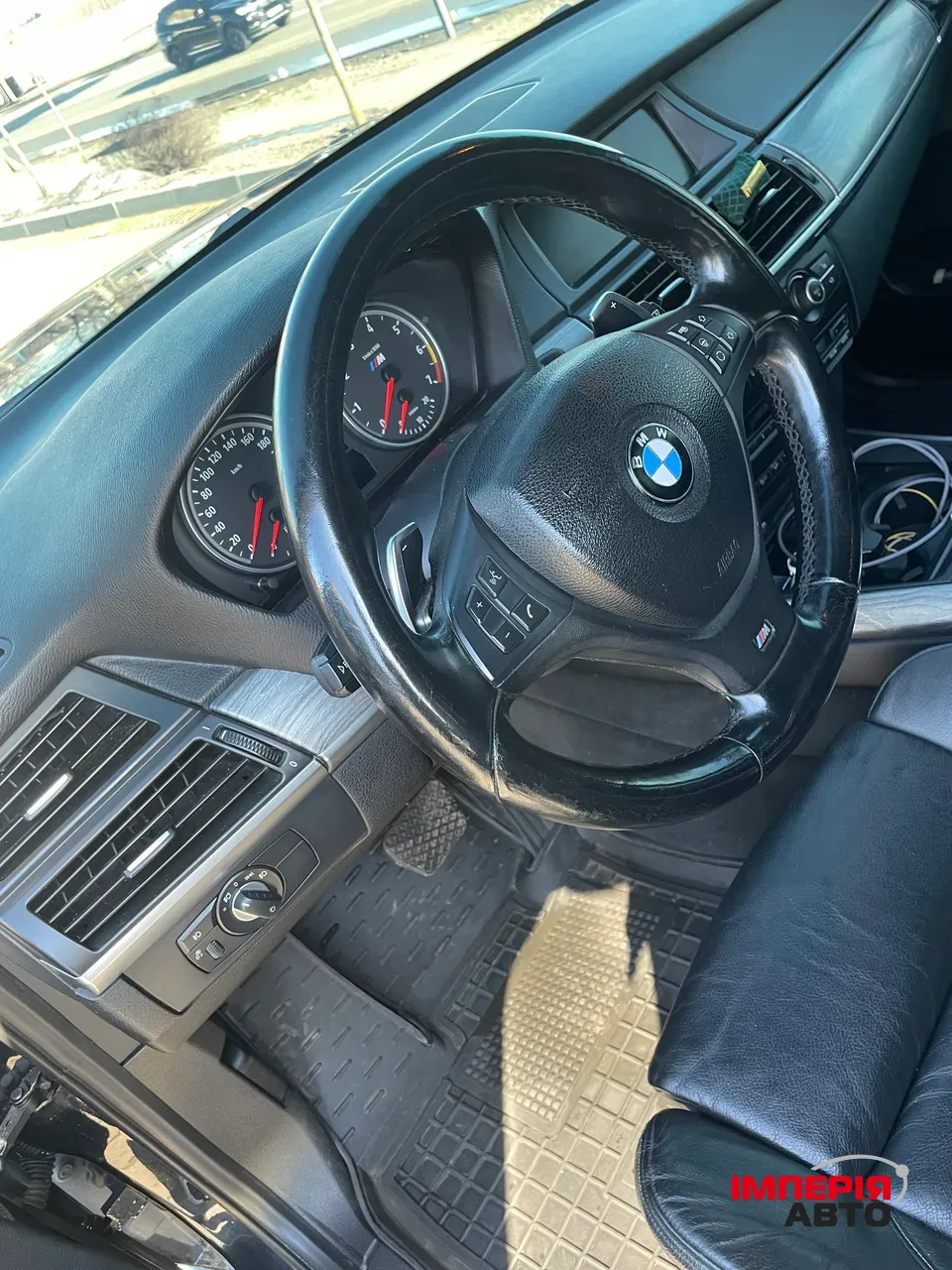 BMW X5 - фото 12