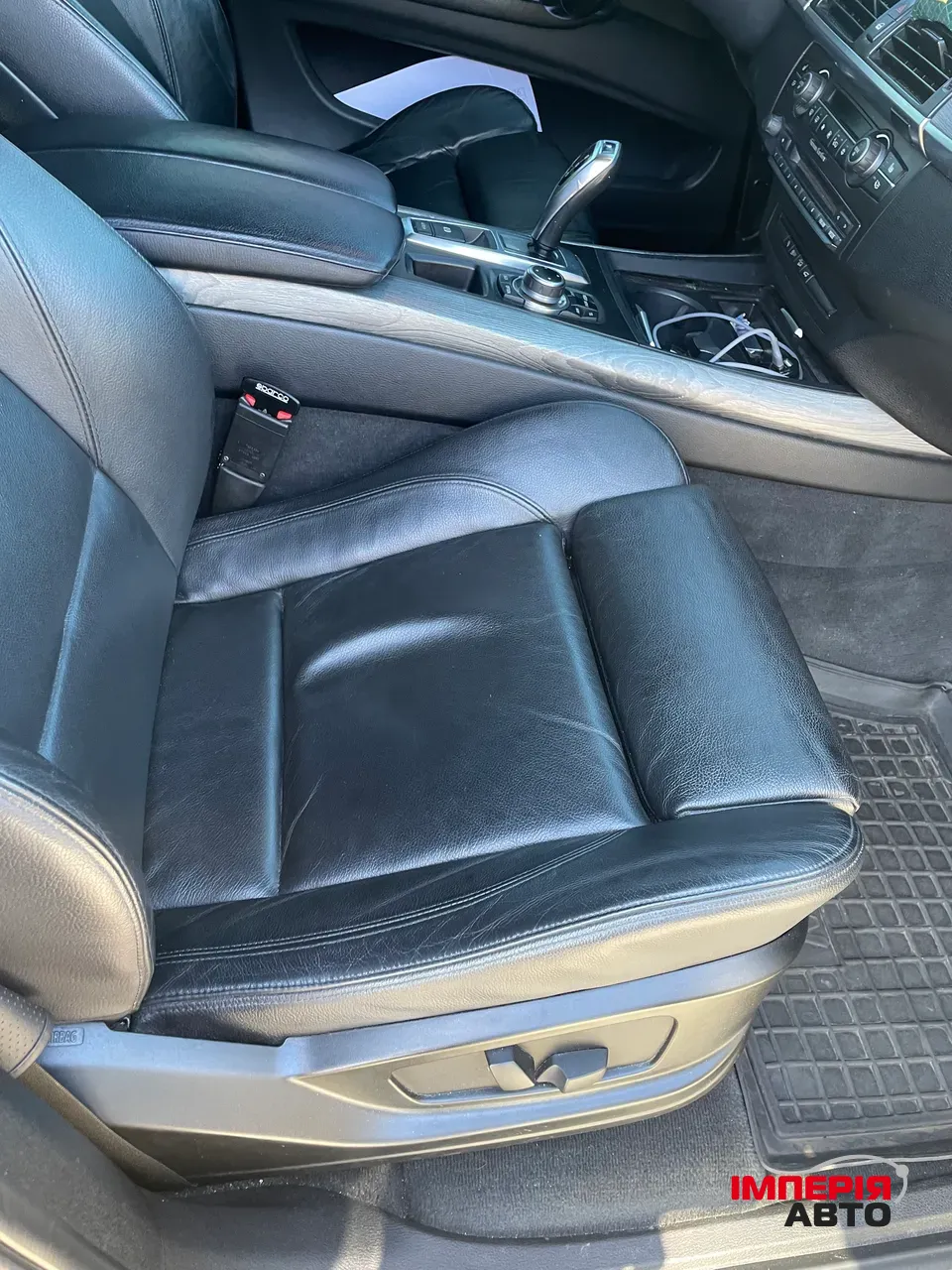 BMW X5 - фото 6
