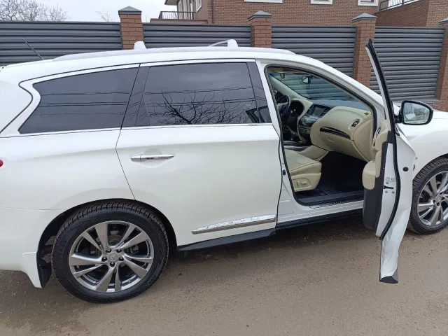 Infiniti QX60 - фото 4