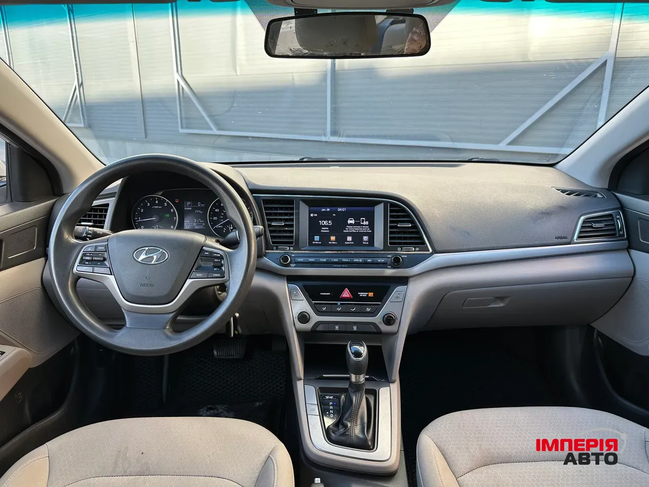 Hyundai Elantra - фото 10