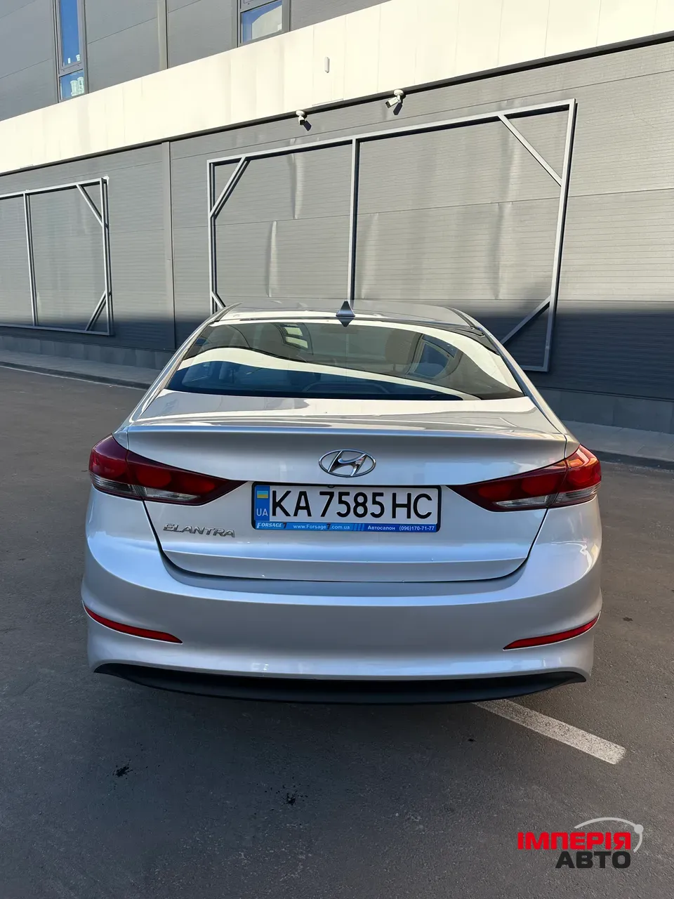 Hyundai Elantra - фото 9