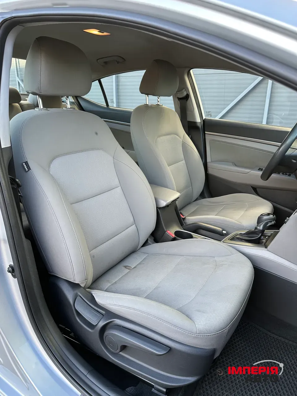 Hyundai Elantra - фото 23