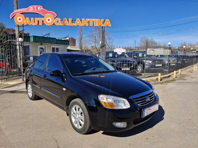 Kia Cerato - фото 2