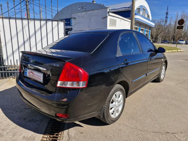 Kia Cerato - фото 5