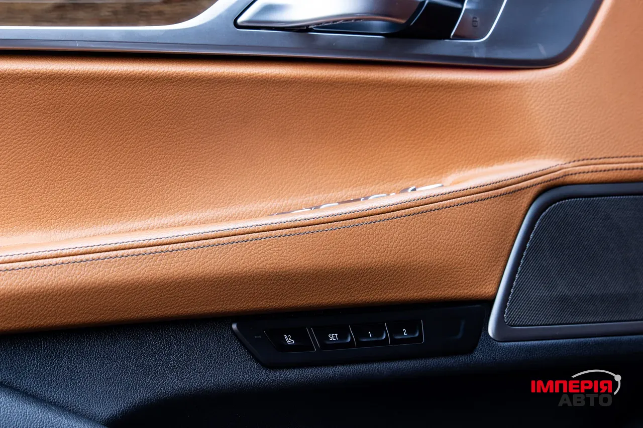 BMW 7 серії - фото 9