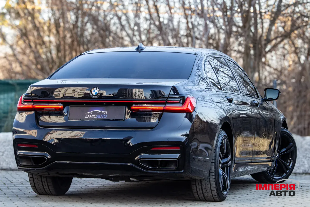 BMW 7 серії - фото 8