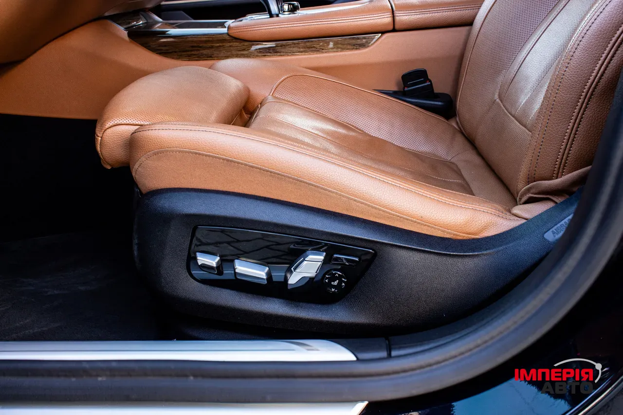 BMW 7 серії - фото 52