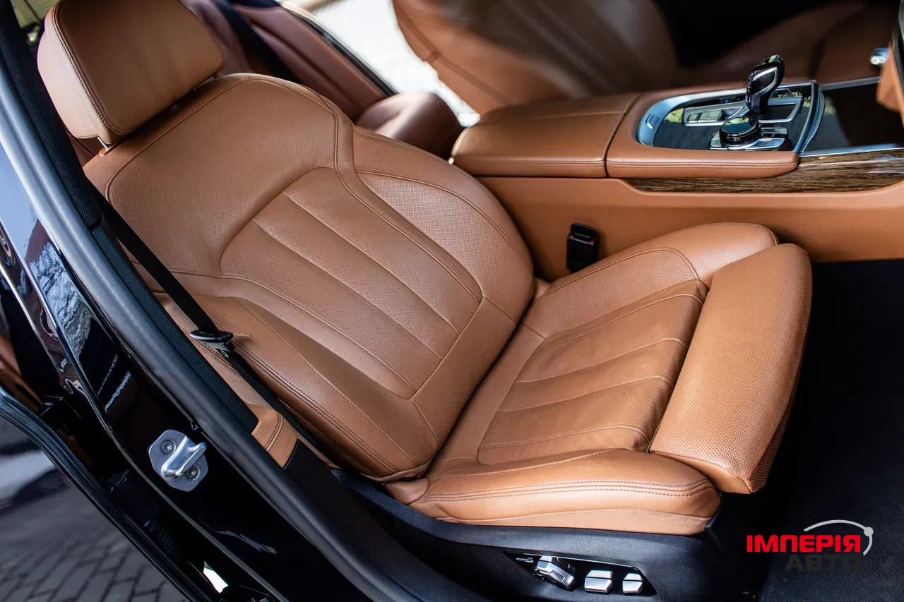 BMW 7 серії - фото 62