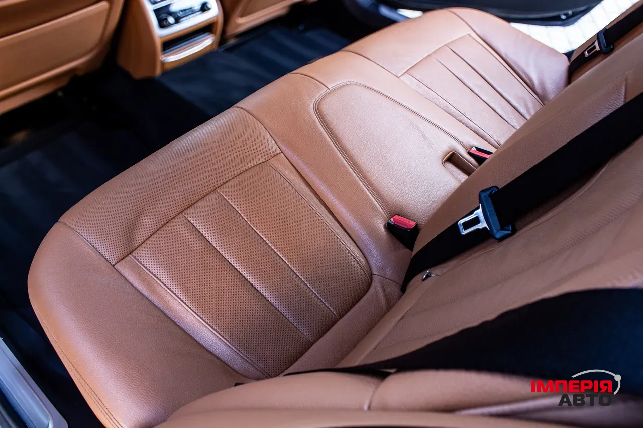 BMW 7 серії - фото 65