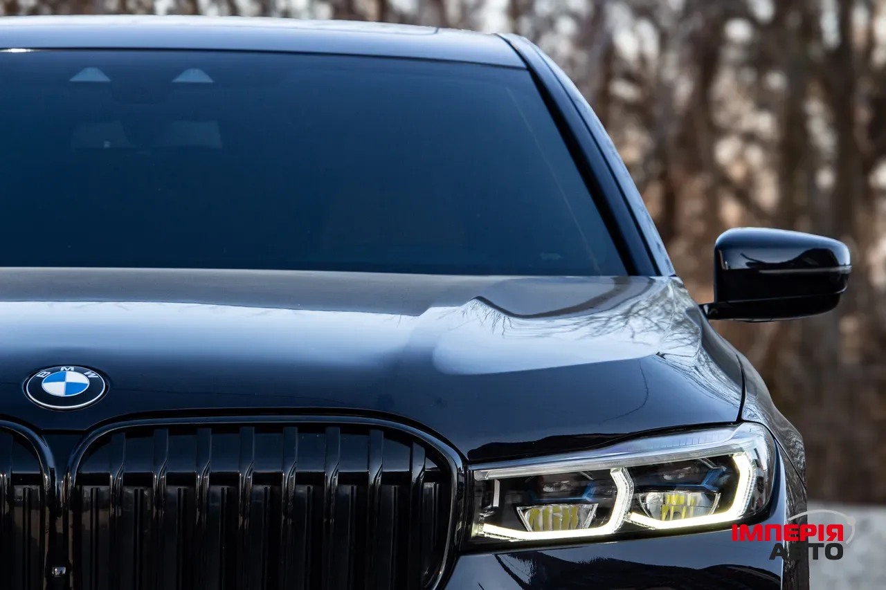 BMW 7 серії - фото 13