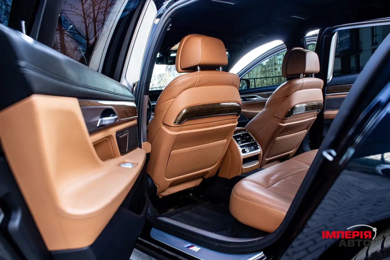 BMW 7 серії - фото 64
