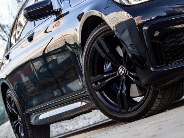 BMW 7 серії - фото 5