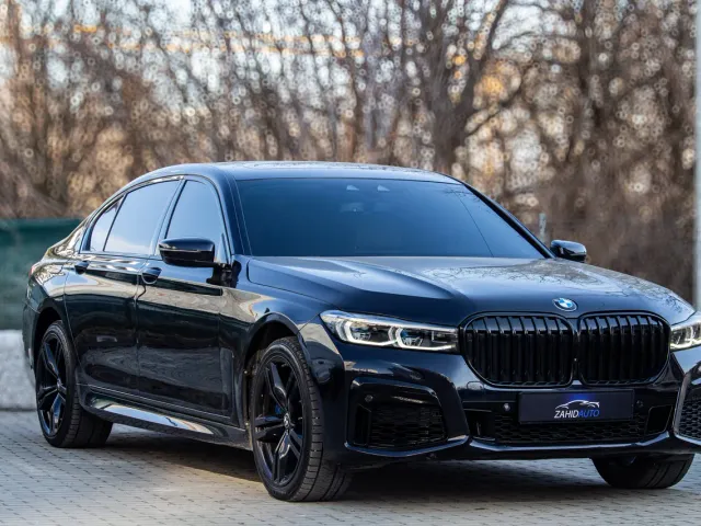 BMW 7 серії - фото 1