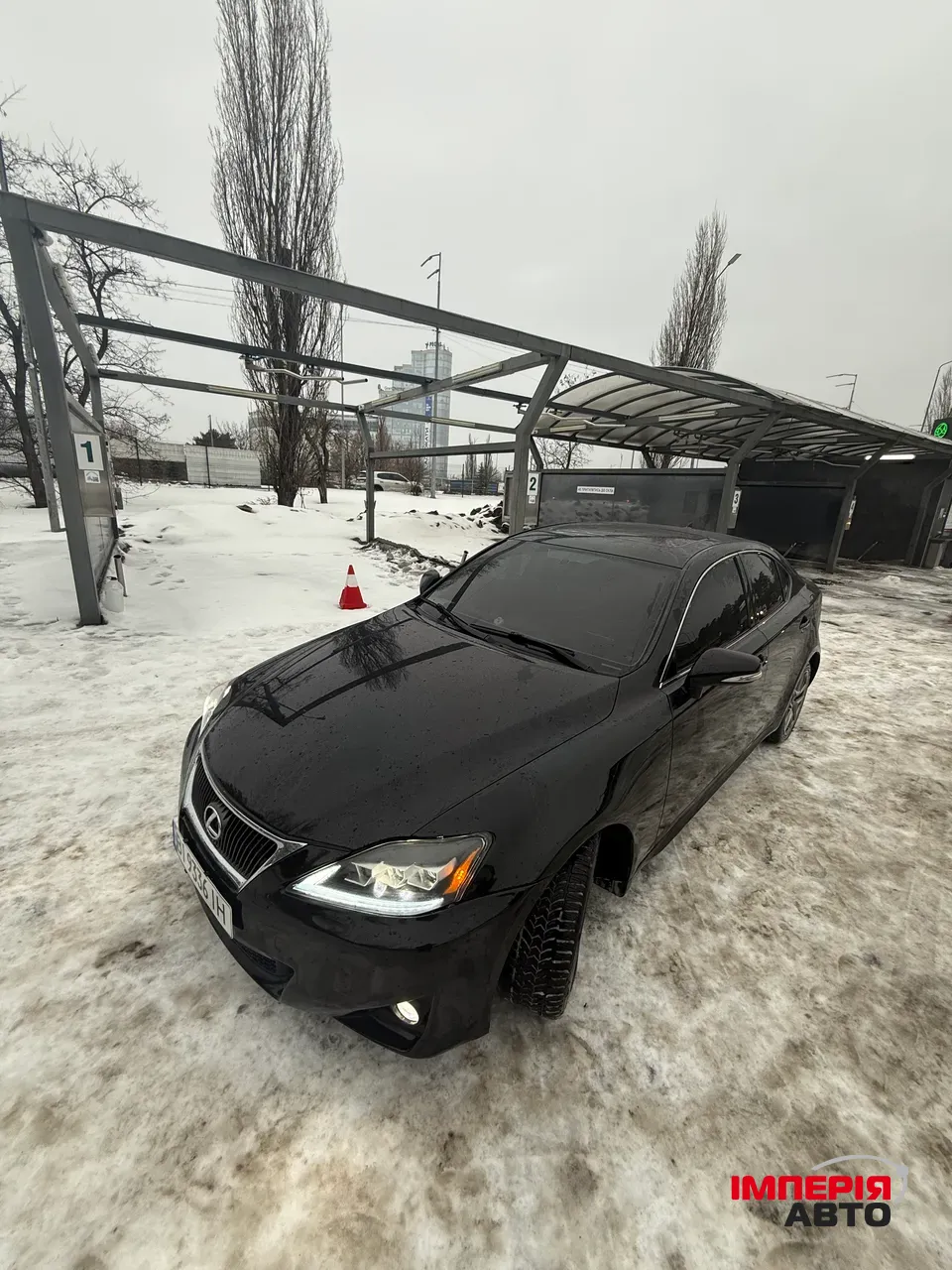 Lexus IS - фото 3