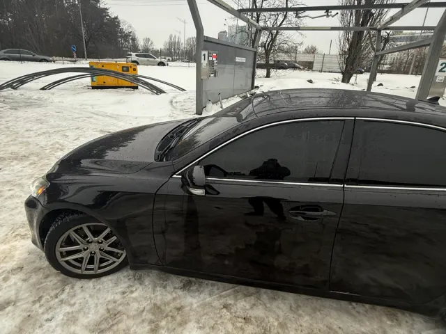 Lexus IS - фото 5