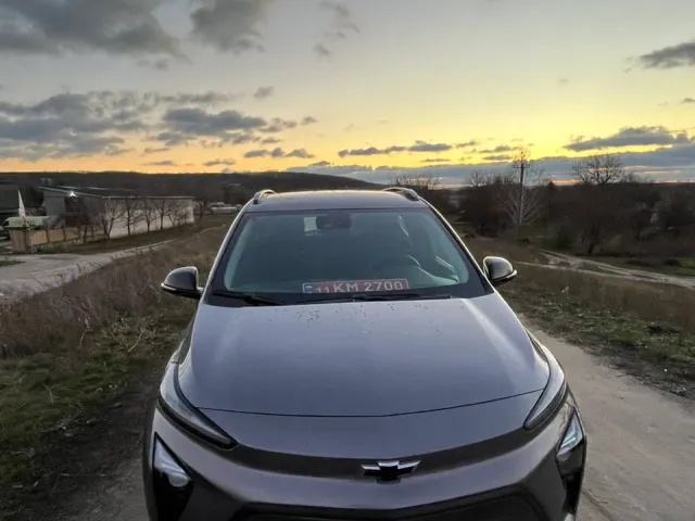 Chevrolet Bolt EUV - фото 2