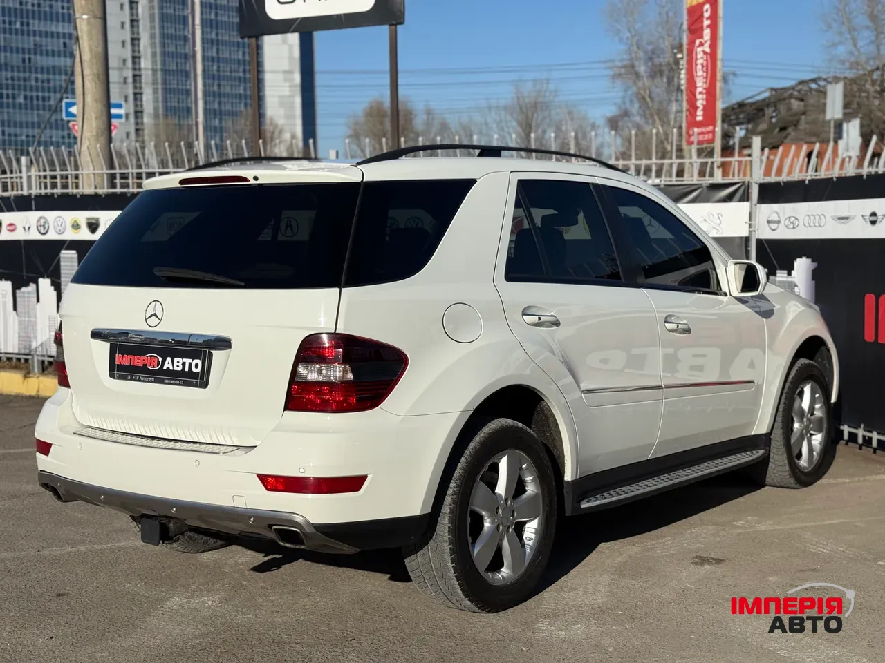 Mercedes-Benz M-Класс - фото 4