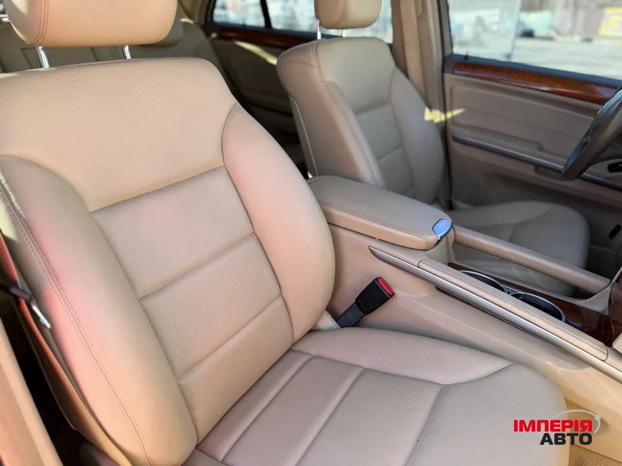 Mercedes-Benz M-Класс - фото 10