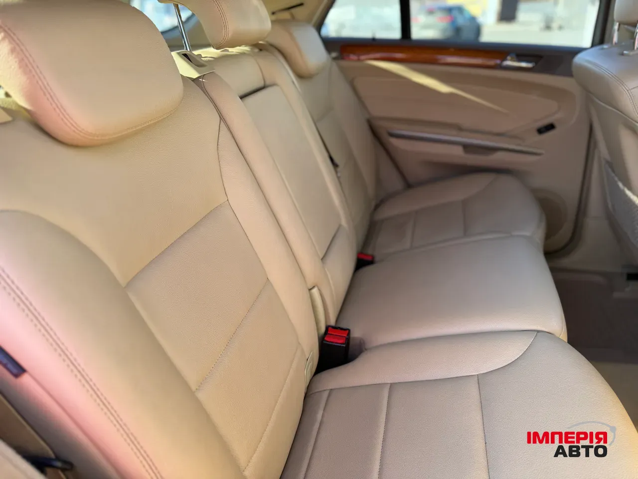 Mercedes-Benz M-Класс - фото 11