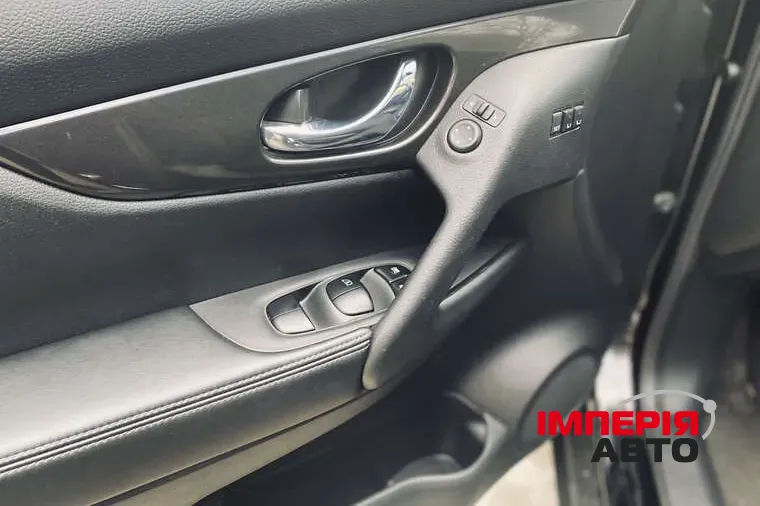 Nissan Rogue - фото 5