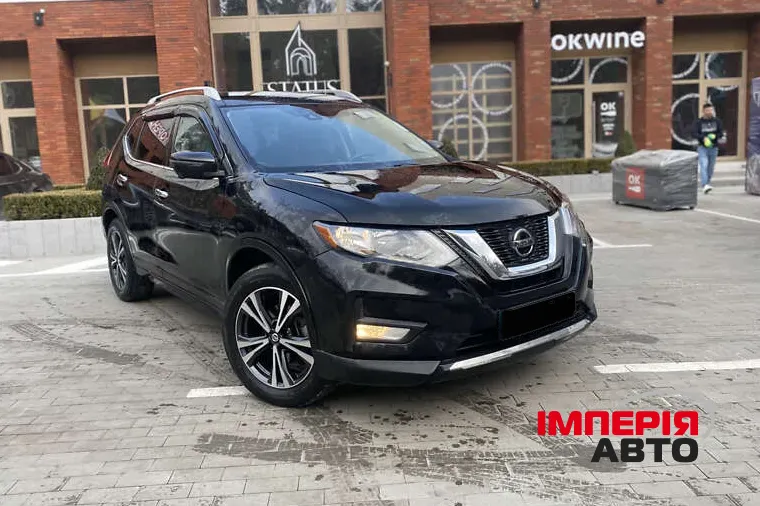 Nissan Rogue - фото 1